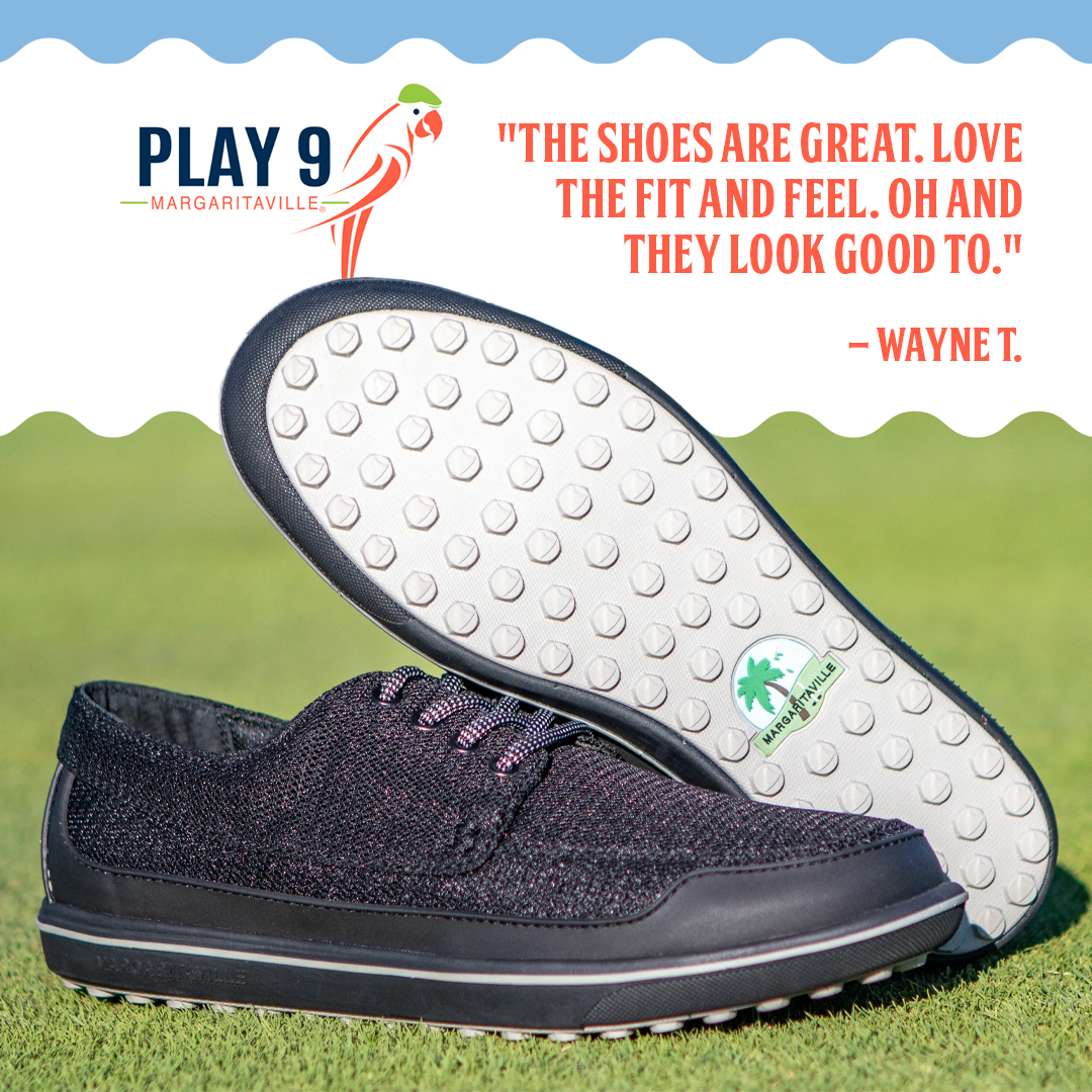 Golf shoe with tread pattern on grass